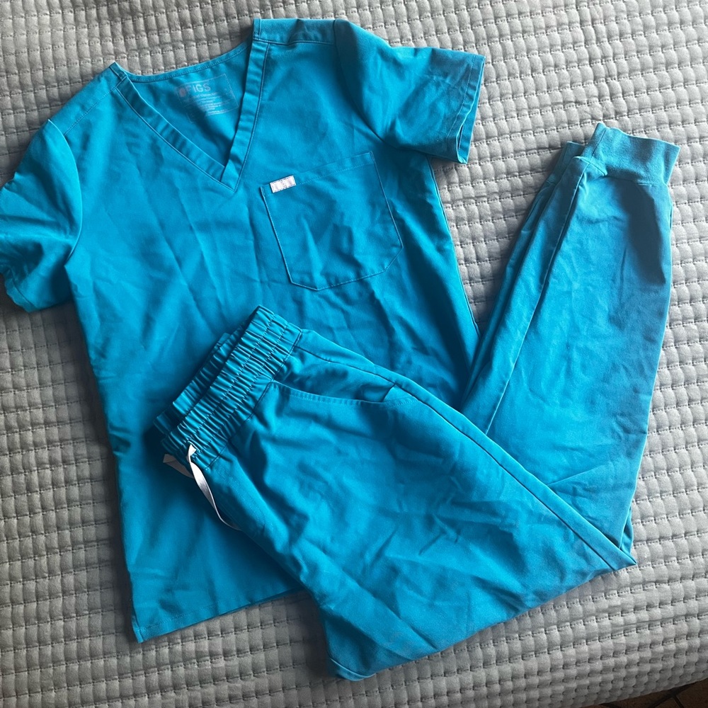 Figs Scrubs Set